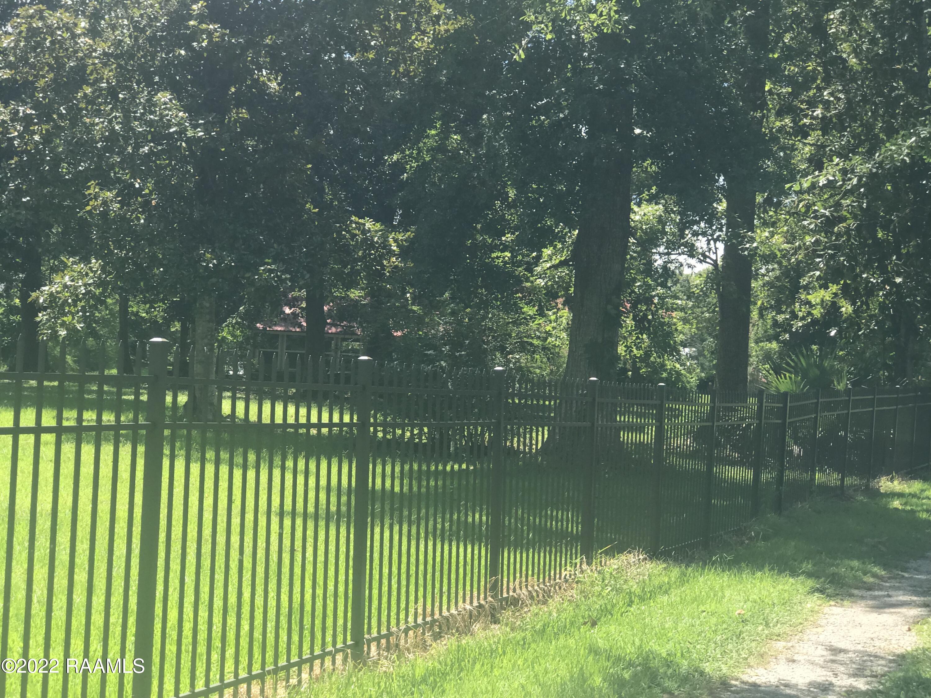 210 A Charenton Road Baldwin, LA 70514 - Photo 16 of 24 Gallery Image 16