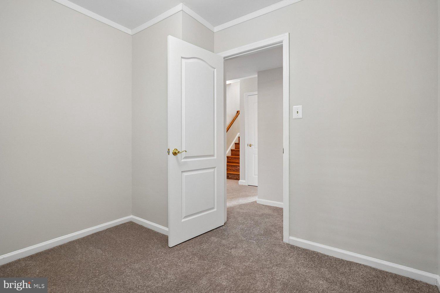 7814 Friars Court Alexandria, VA 22306 - Photo 52 of 56 Bedroom