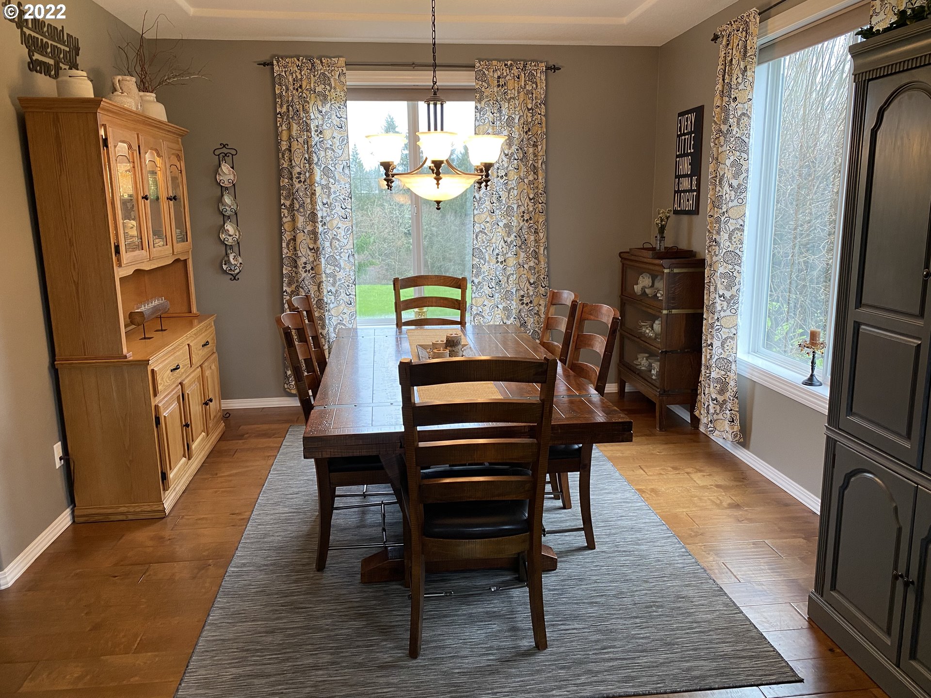 5606 Northwest 280th Street Ridgefield, WA 98642 - Photo 10 of 32 a view of dining room with furniture and window