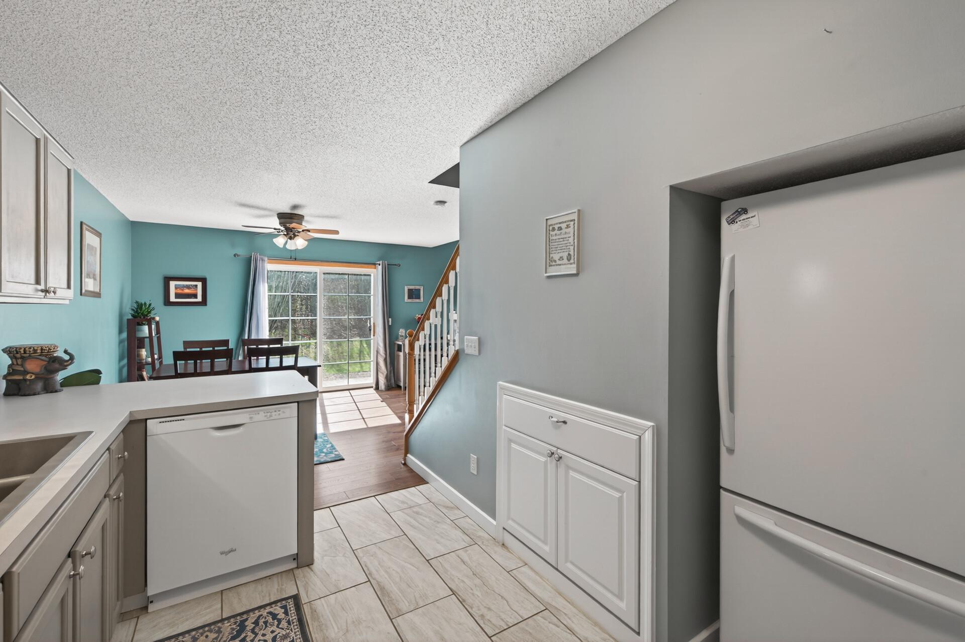 8606 Quarry Ridge Lane, Unit J Woodbury, MN 55125 - Photo 15 of 32