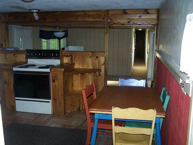 21 Grant Road Freeport, ME 04032 - Photo 6 of 12 Kitchen.