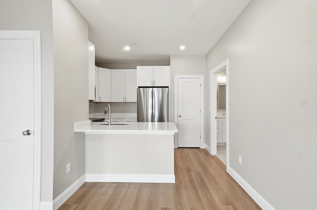 8 Vine Street, Unit 6 Haverhill, MA 01830 - Photo 12 of 27