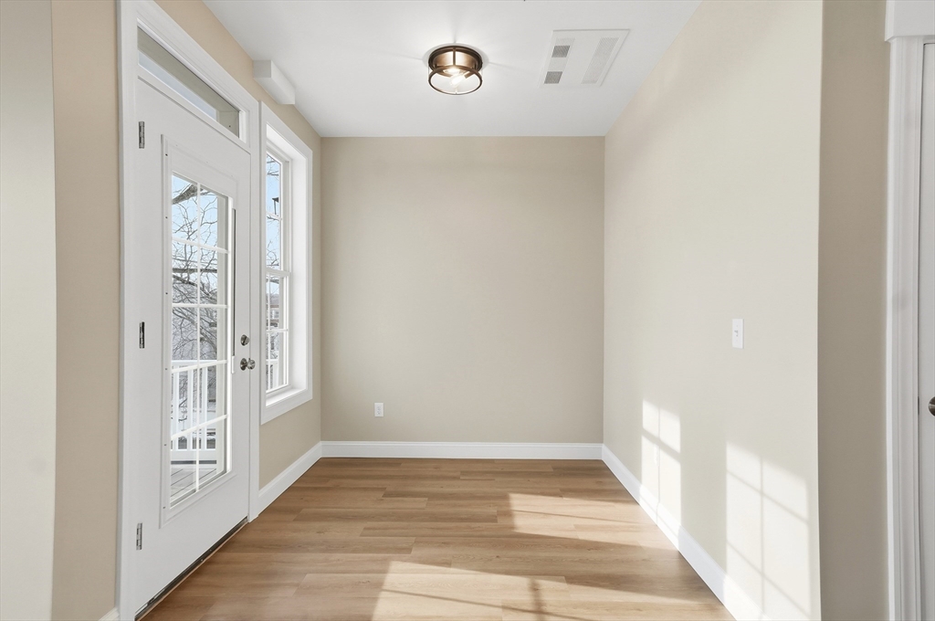 8 Vine Street, Unit 6 Haverhill, MA 01830 - Photo 4 of 27