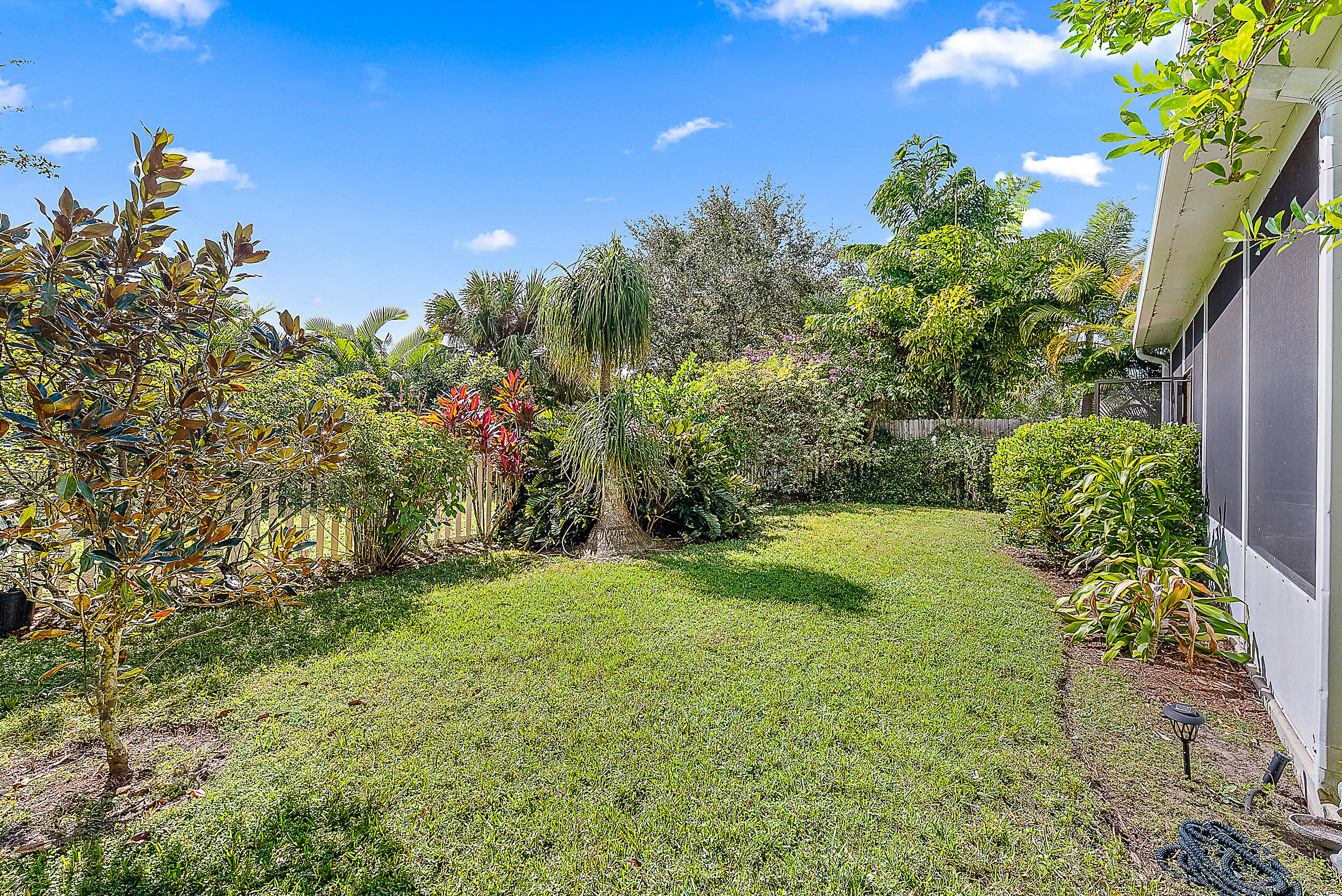 2522 Southeast Springtree Place Stuart, FL 34997 - Photo 11 of 13 Back Yard