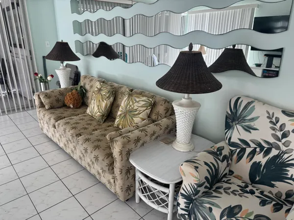 $3,000 | 1217 Sombrero Boulevard, Unit 31, Marathon, FL 33050