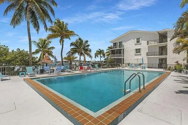 $3,000 | 1217 Sombrero Boulevard, Unit 31, Marathon, FL 33050