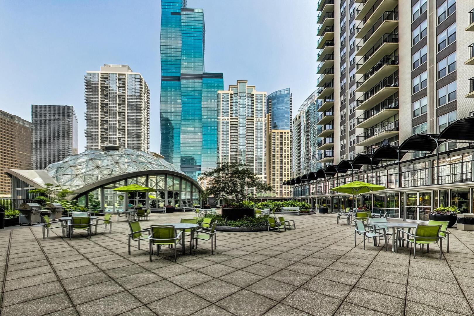 400 East Randolph Street, Unit 2425 Chicago, IL 60601 - Photo 17 of 59