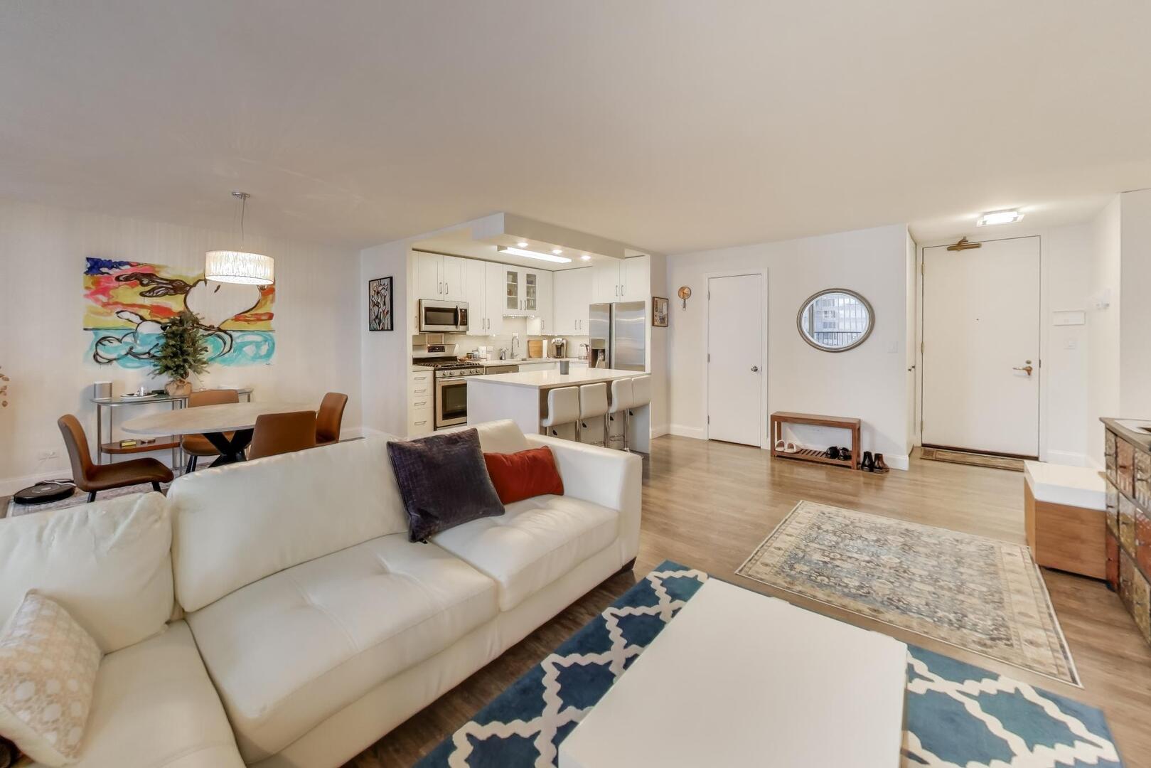 400 East Randolph Street, Unit 2425 Chicago, IL 60601 - Photo 4 of 59