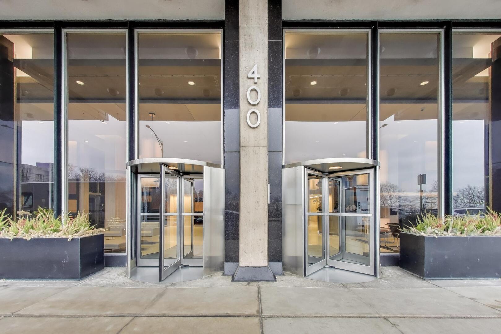 400 East Randolph Street, Unit 2425 Chicago, IL 60601 - Photo 54 of 59