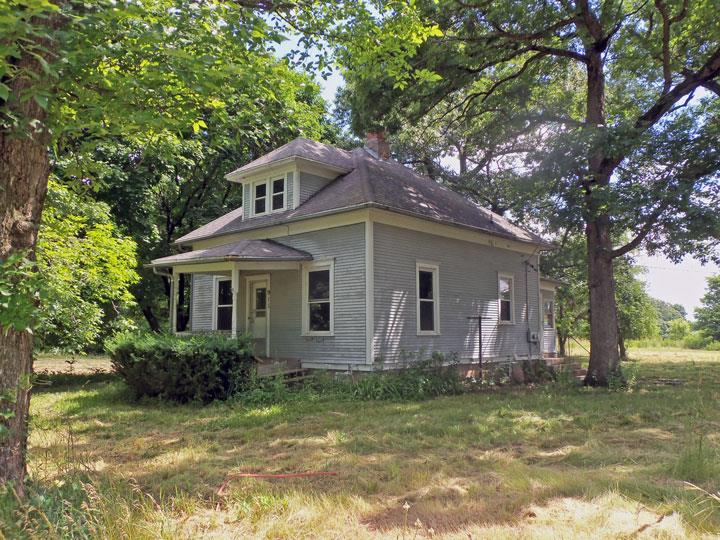 911 Daysville Road Oregon, IL 61061 - Photo 1 of 11 a backyard of a house with seating space