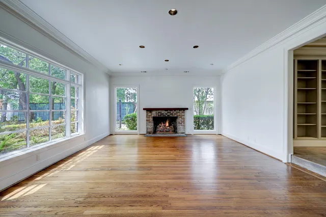 $7,500 | 3020 San Felipe Street, Houston, TX 77019