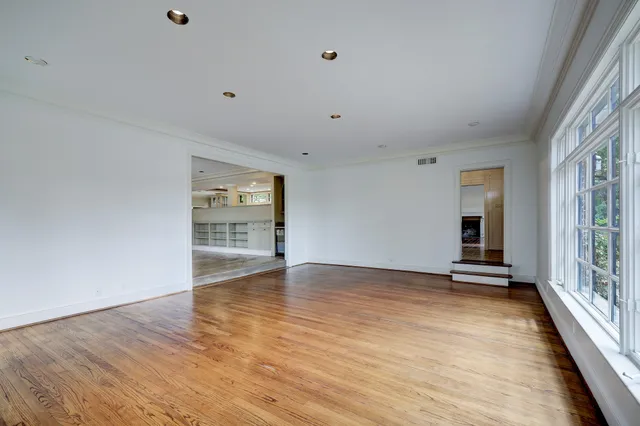 $7,500 | 3020 San Felipe Street, Houston, TX 77019