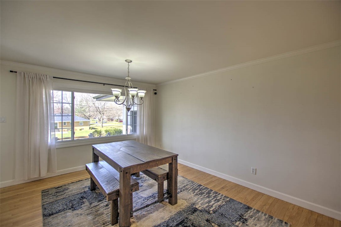 3415 North University Avenue Decatur, IL 62526 - Photo 13 of 36 Gallery Image 13