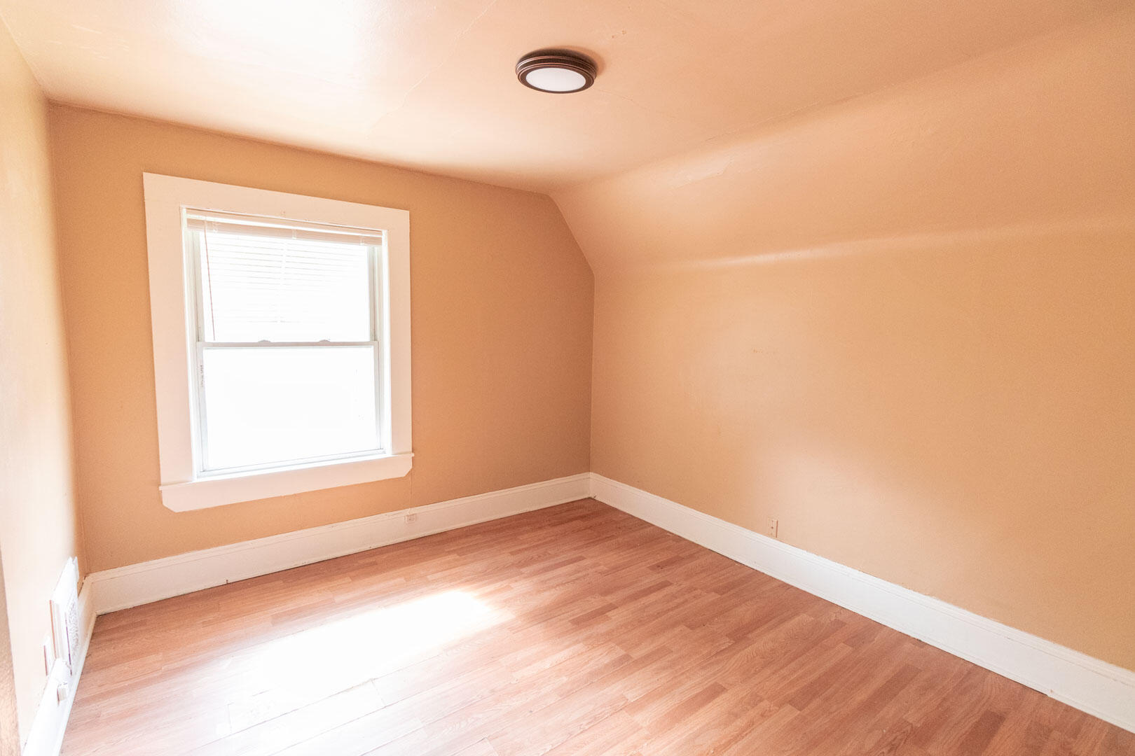 1238 North 34th Street Milwaukee, WI 53208 - Photo 10 of 15 Bedroom 2