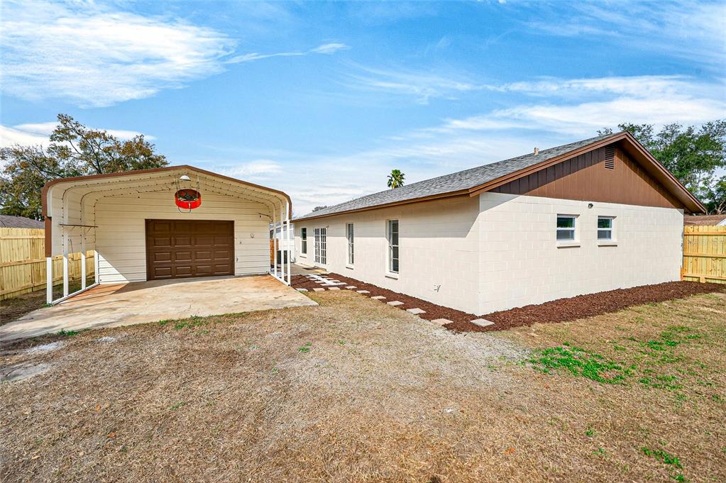 662 Bryan Terrace Drive Brandon, FL 33511 - Photo 4 of 30