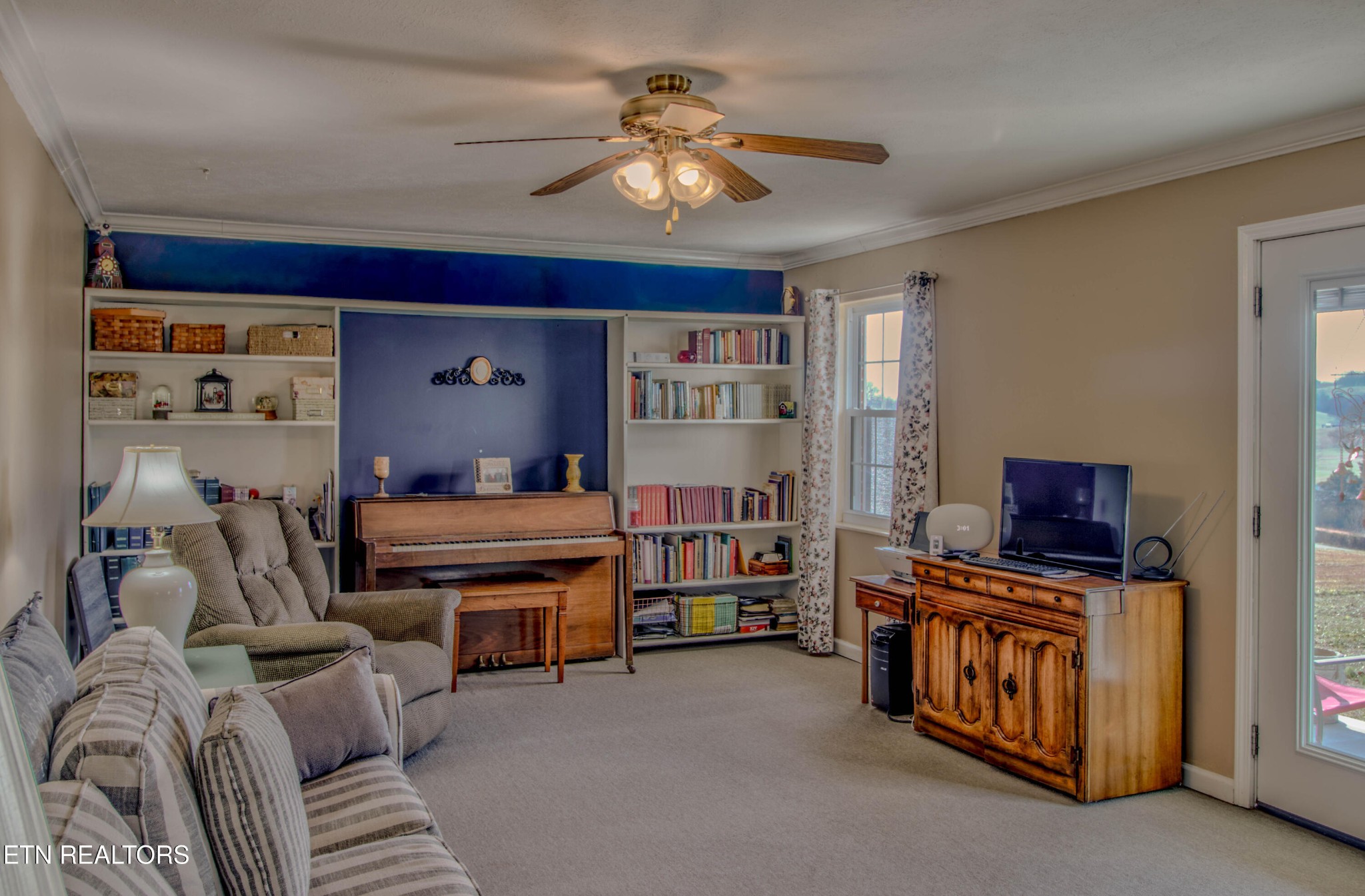 500 Allison Town Road Philadelphia, TN 37846 - Photo 2 of 19 Gallery Image 2
