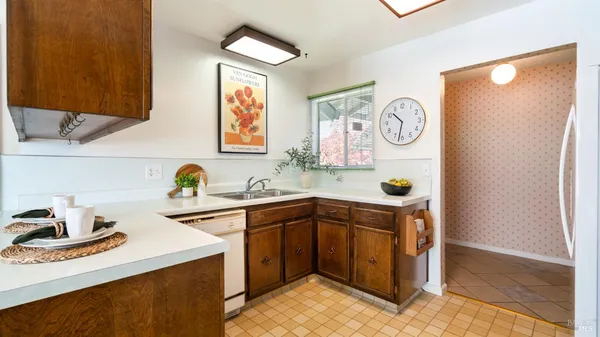 $635,000 | 1536 Sunview Court, Santa Rosa, CA 95401