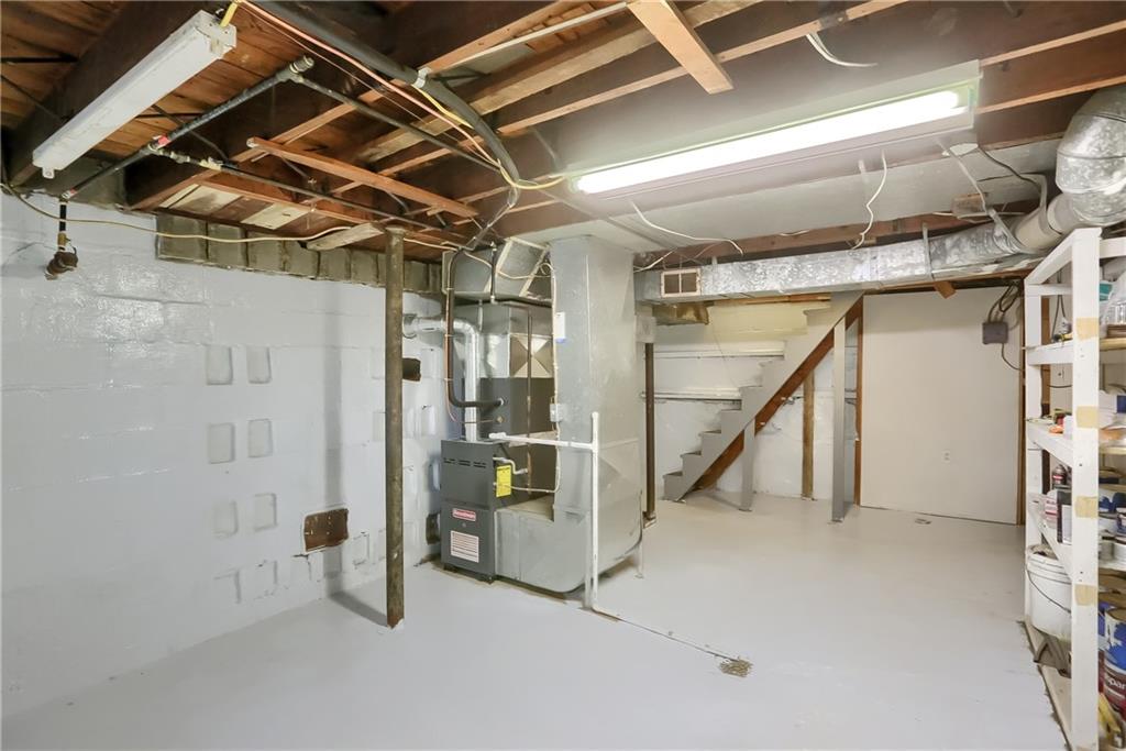 5607 McCormick Road Pittsburgh, PA 15205 - Photo 33 of 33 a view of an empty room