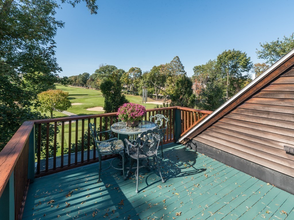 17 Commonwealth Road, Unit 2 Watertown, MA 02472 - Photo 12 of 15