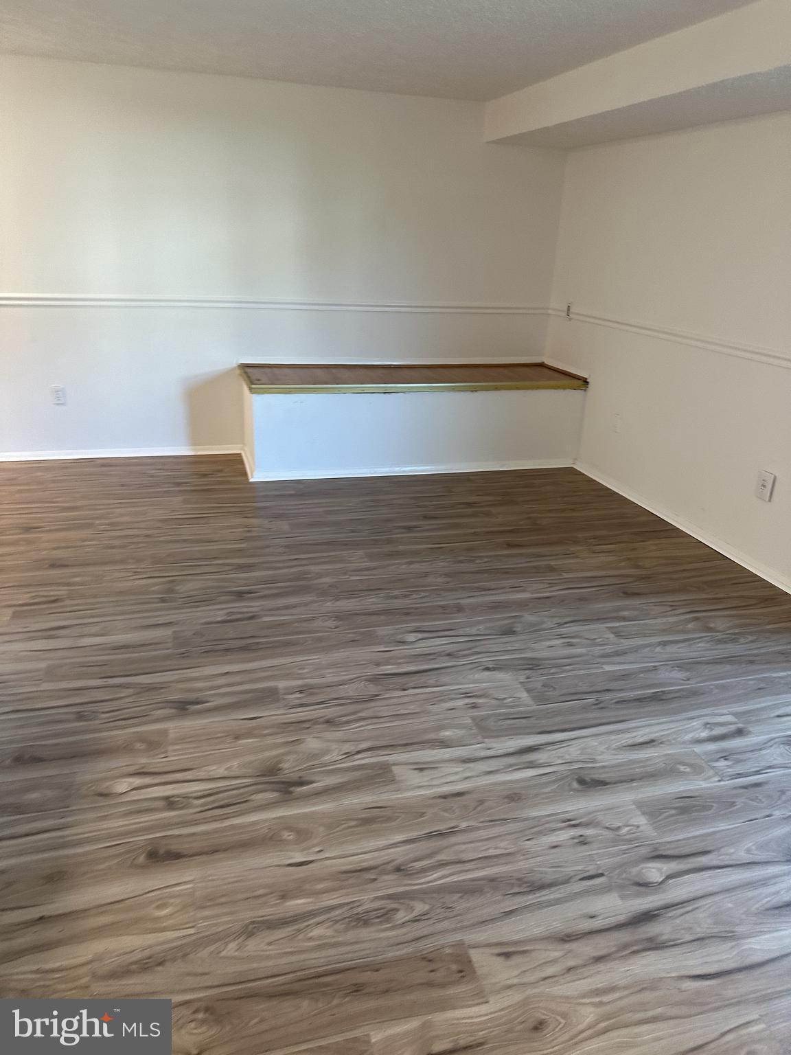 19525 Gunners Branch Road, Unit G Germantown, MD 20876 - Photo 8 of 21 a view of wooden floor