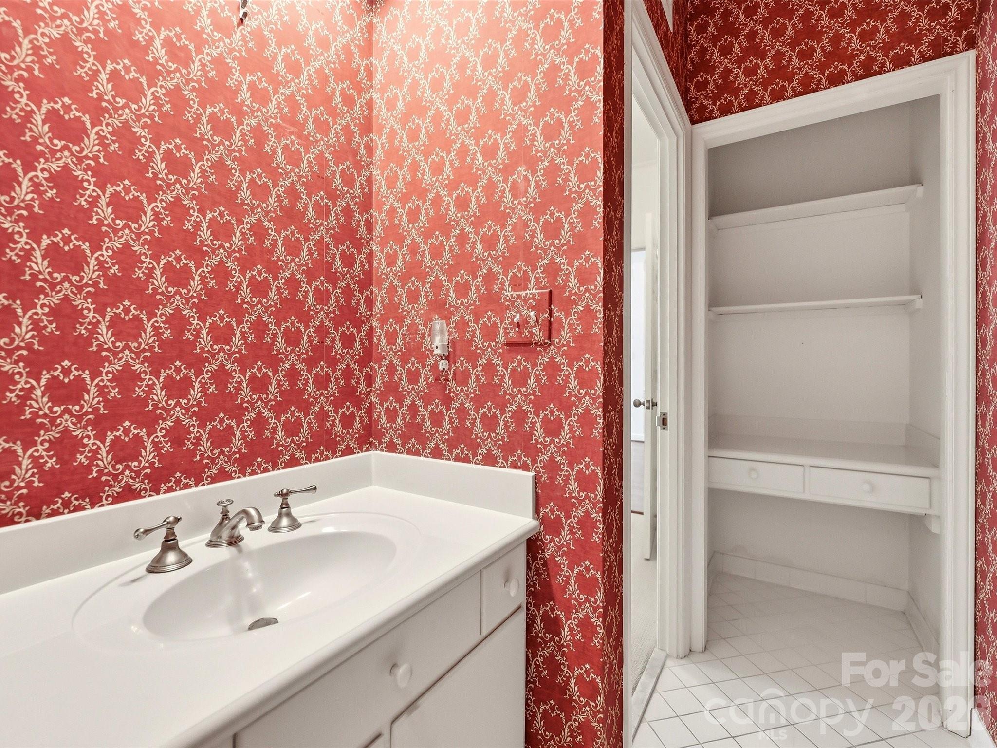806 Cherokee Road Charlotte, NC 28207 - Photo 39 of 48 Gallery Image 39