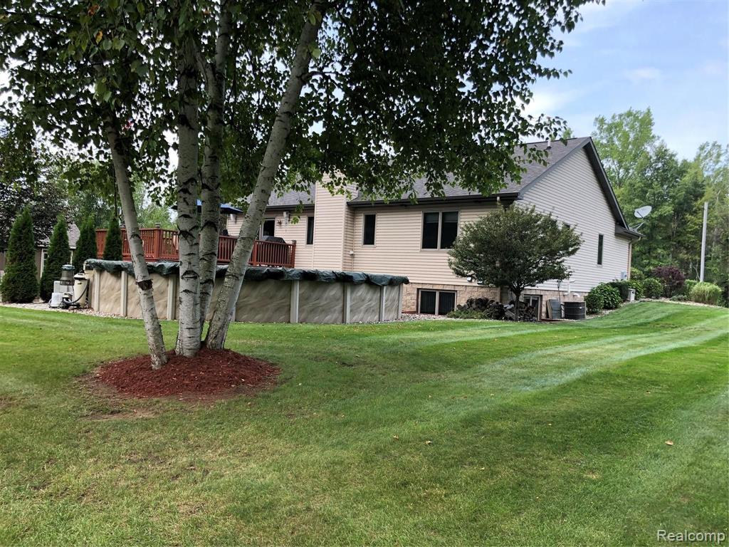 5488 Lange Road Birch Run, MI 48415 - Photo 6 of 45