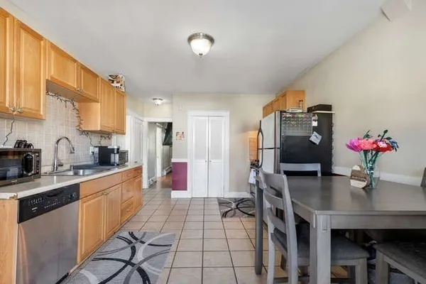 $425,000 | 31 Weston Street, Unit 2, Waltham, MA 02453