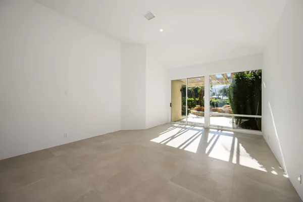 $2,100,000 | 75313 14th Green Drive, Indian Wells, CA 92210