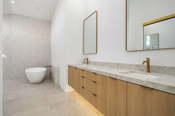 $2,100,000 | 75313 14th Green Drive, Indian Wells, CA 92210