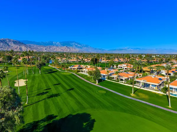 $2,100,000 | 75313 14th Green Drive, Indian Wells, CA 92210