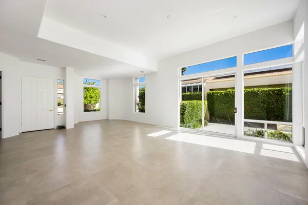 $2,100,000 | 75313 14th Green Drive, Indian Wells, CA 92210