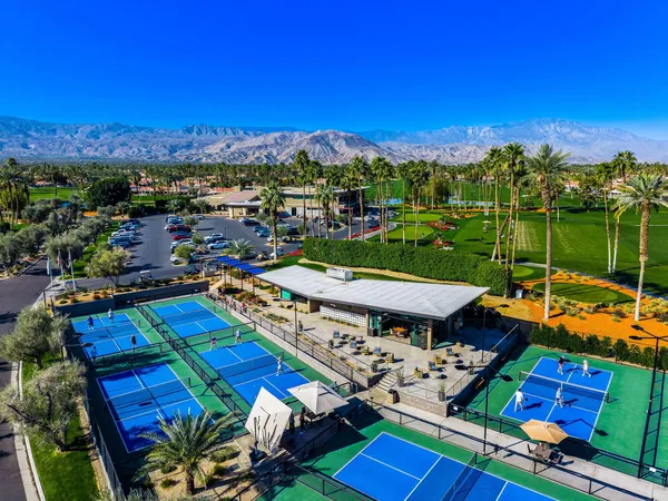 $2,100,000 | 75313 14th Green Drive, Indian Wells, CA 92210