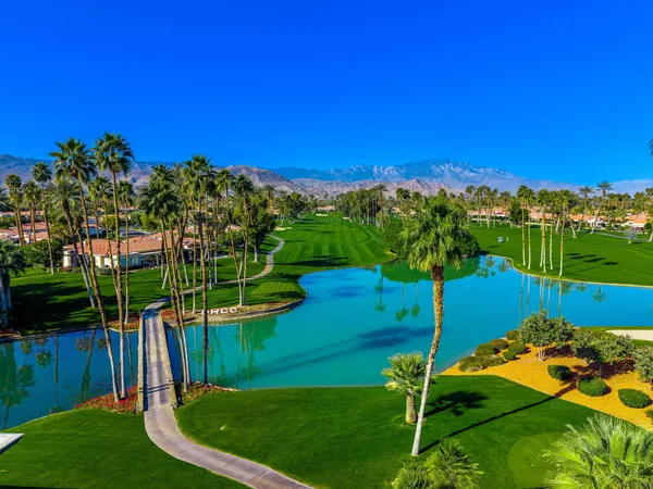 $2,100,000 | 75313 14th Green Drive, Indian Wells, CA 92210