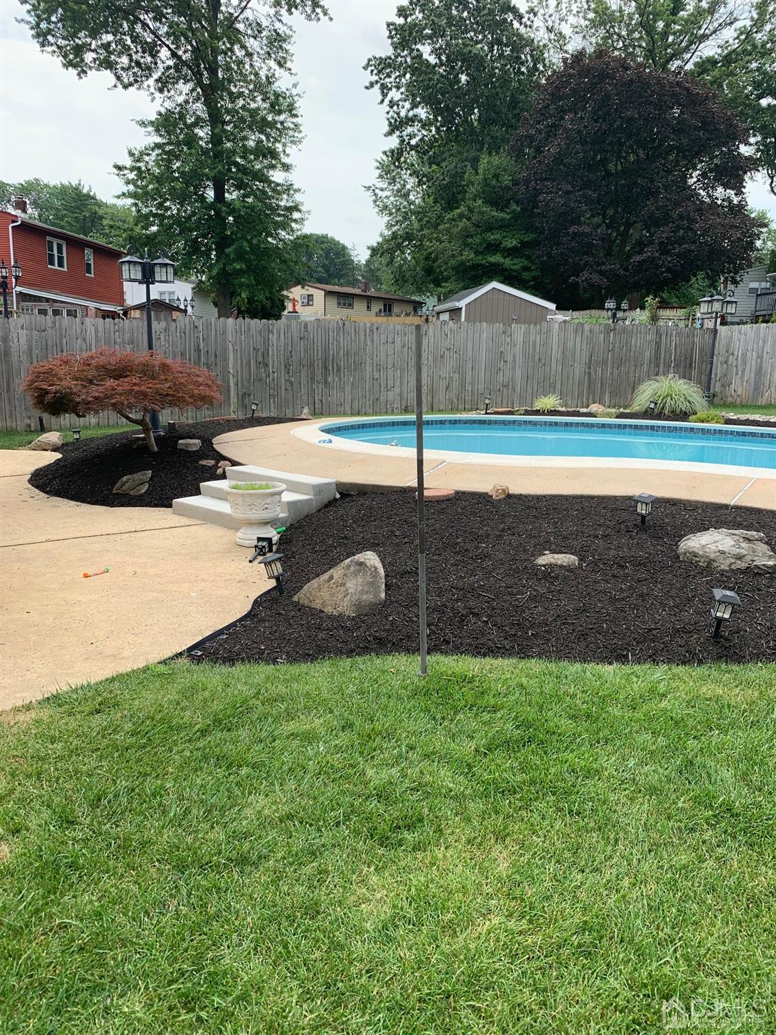 75 Harmon Road Edison, NJ 08837 - Photo 13 of 35