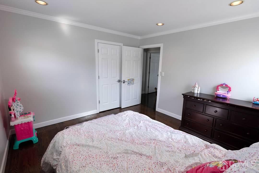 75 Harmon Road Edison, NJ 08837 - Photo 22 of 35