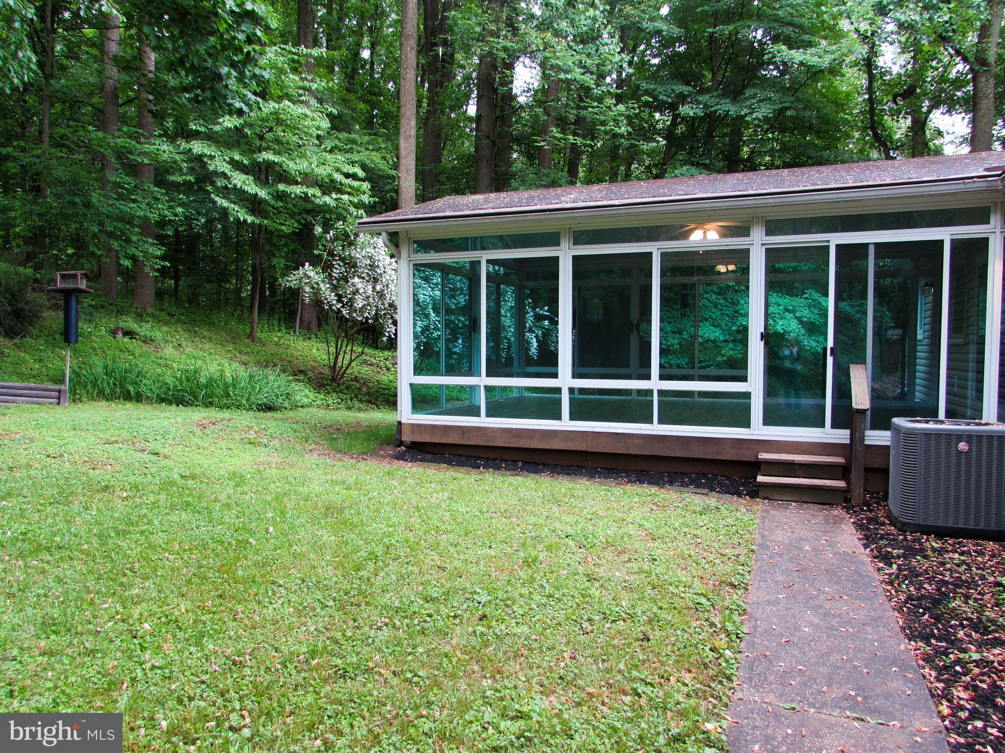 4729 Roundhill Road Ellicott City, MD 21043 - Photo 43 of 48 Gallery Image 43