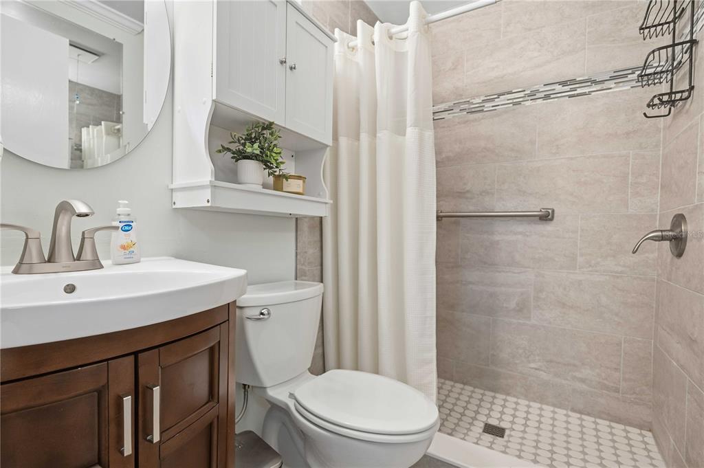 3259 South Beneva Road, Unit 101 Sarasota, FL 34232 - Photo 17 of 44