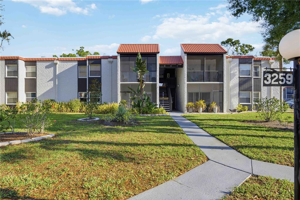 3259 South Beneva Road, Unit 101 Sarasota, FL 34232 - Photo 2 of 44