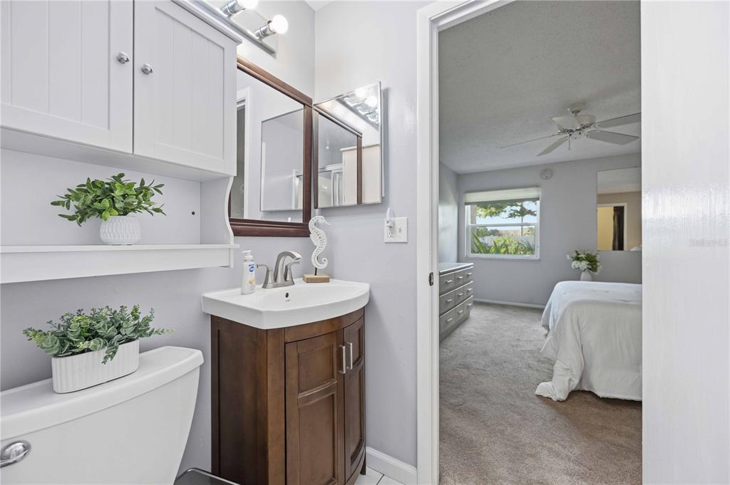 3259 South Beneva Road, Unit 101 Sarasota, FL 34232 - Photo 23 of 44