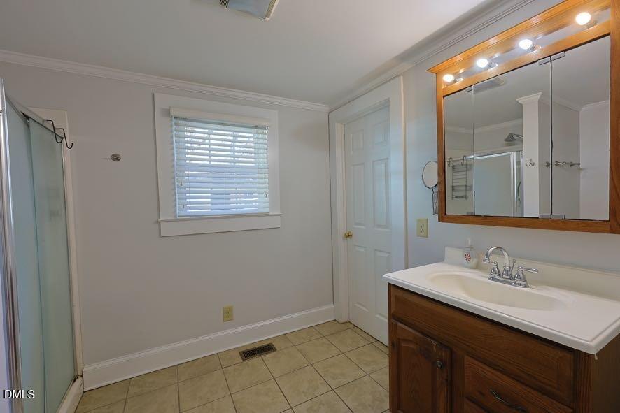 536 Oakgrove Road Asheboro, NC 27205 - Photo 18 of 36 a bathroom with a sink vanity and a mirror