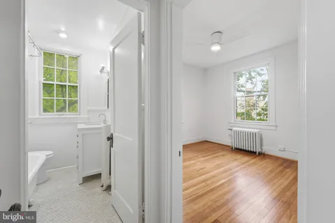 $289,000 | 1705 Lanier Place Northwest, Unit 208, Washington, DC 20009