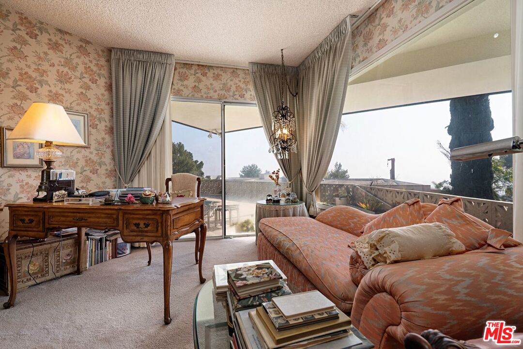 1499 Carla Ridge Beverly Hills, CA 90210 - Photo 30 of 47