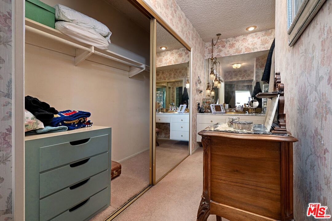 1499 Carla Ridge Beverly Hills, CA 90210 - Photo 31 of 47