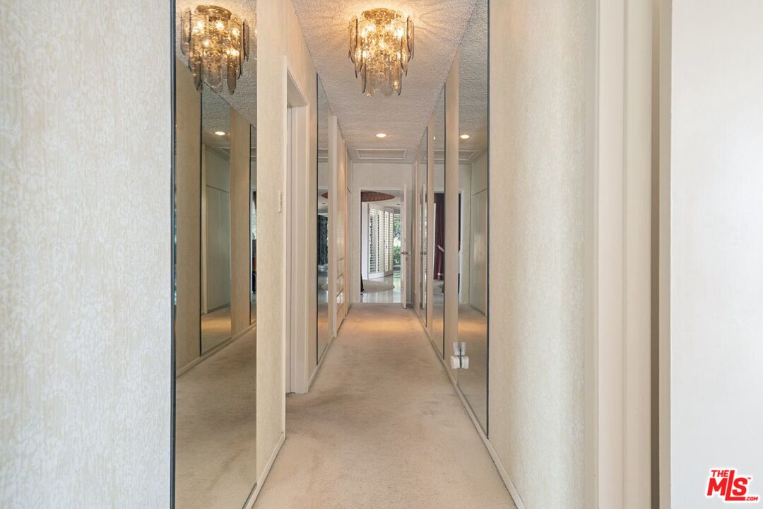 1499 Carla Ridge Beverly Hills, CA 90210 - Photo 41 of 47