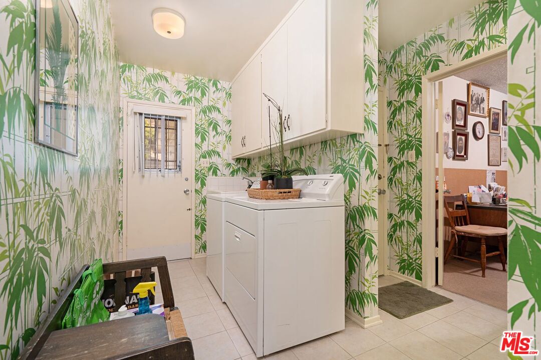 1499 Carla Ridge Beverly Hills, CA 90210 - Photo 42 of 47