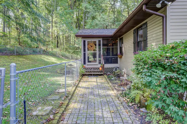 $479,000 | 589 Headtown Road, Jonesborough, TN 37659