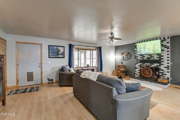 $479,000 | 589 Headtown Road, Jonesborough, TN 37659