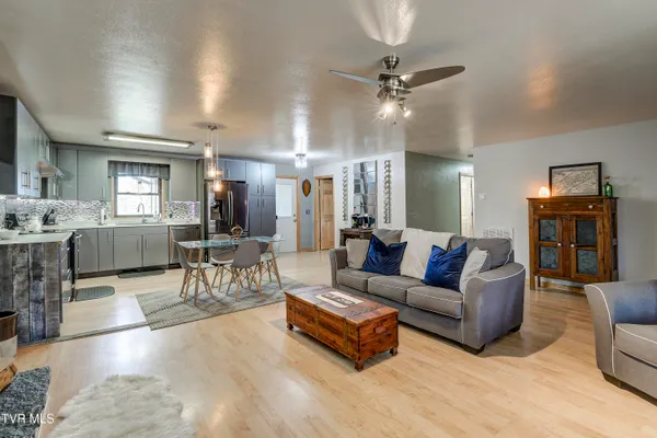 $479,000 | 589 Headtown Road, Jonesborough, TN 37659