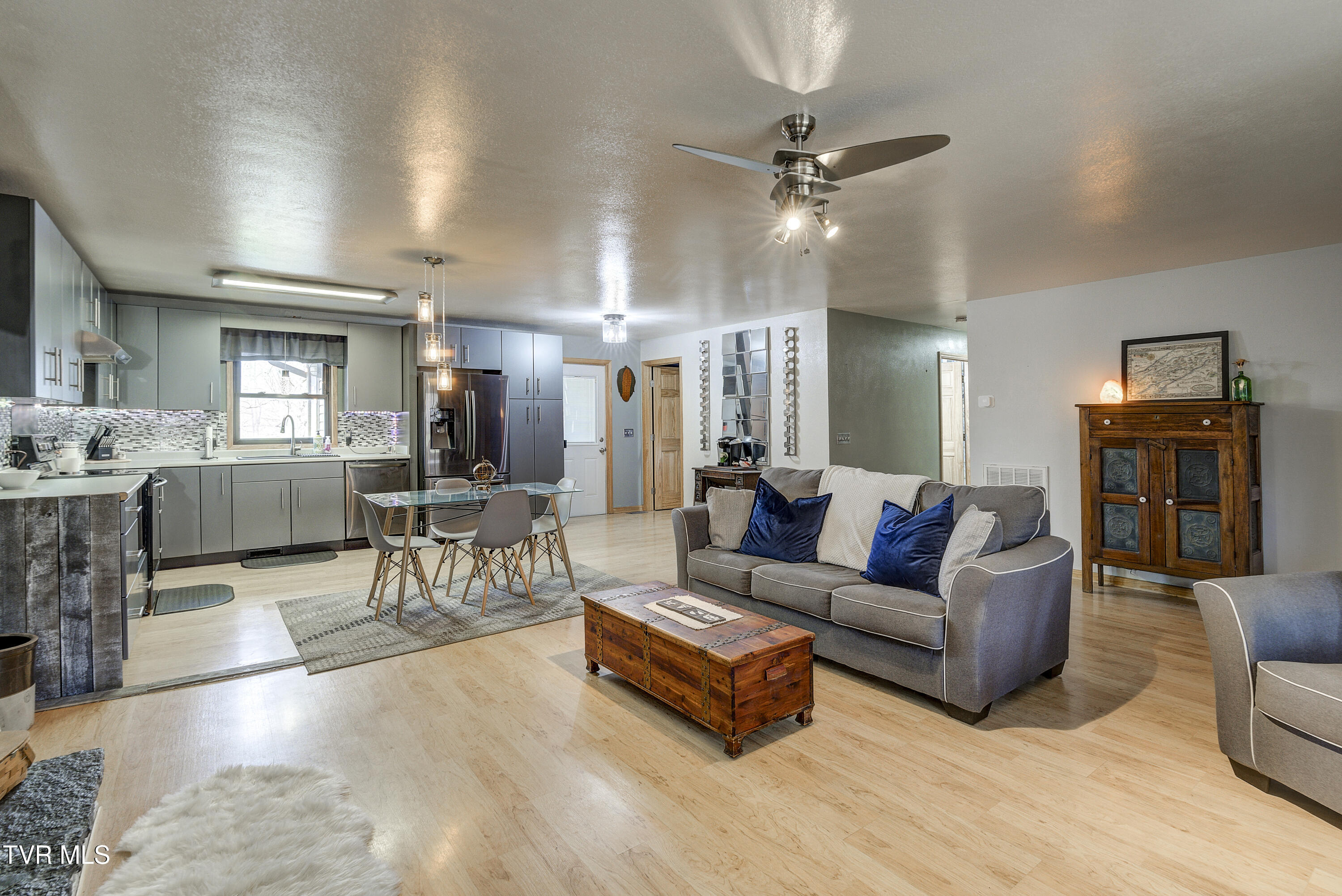 589 Headtown Road Jonesborough, TN 37659 - Photo 10 of 81 HeadtownINTERIOR-3