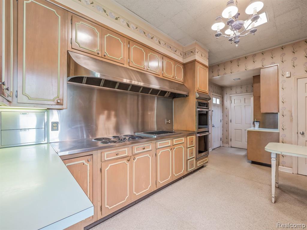 475 Lake Shore Road Grosse Pointe Farms, MI 48236 - Photo 17 of 44